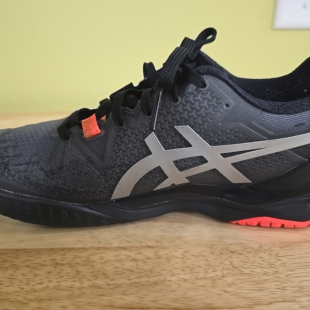Asics Gel-Resolution 8 L.E. "Tokyo" in a black and silver 7.5/39 Mens/Womens - Picture 2 of 10